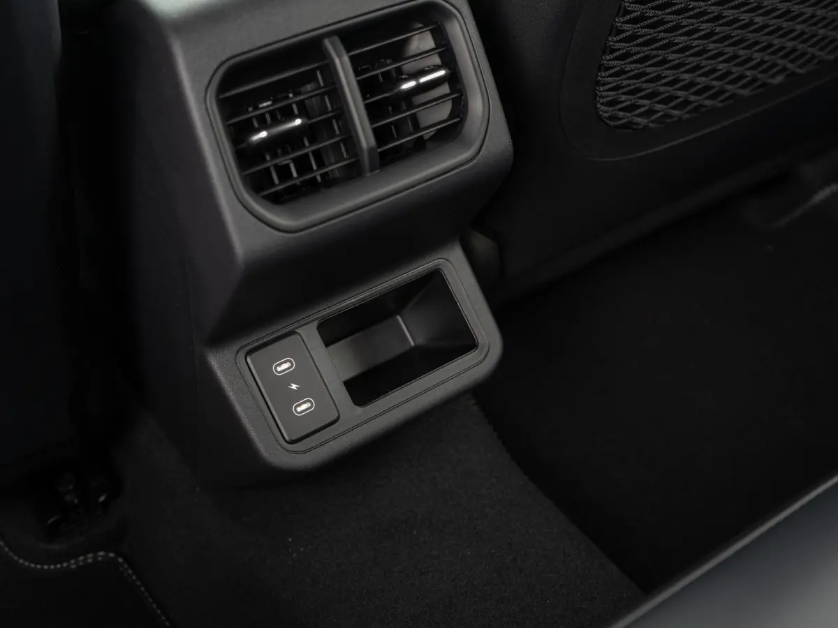 Sportswagon 1.0 T-GDi MHEV GT-Line Launch Edition | Panorama schuifkantel dak | Clima | Stoel en stuurverwarming |