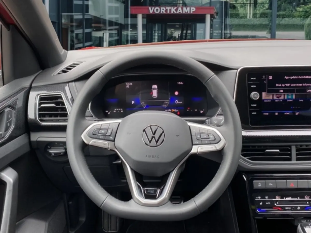 1.0 TSI DSG R-LINE AFN.TREKHAAK/CAMERA/ACC/STOELVERW/CARPLAY