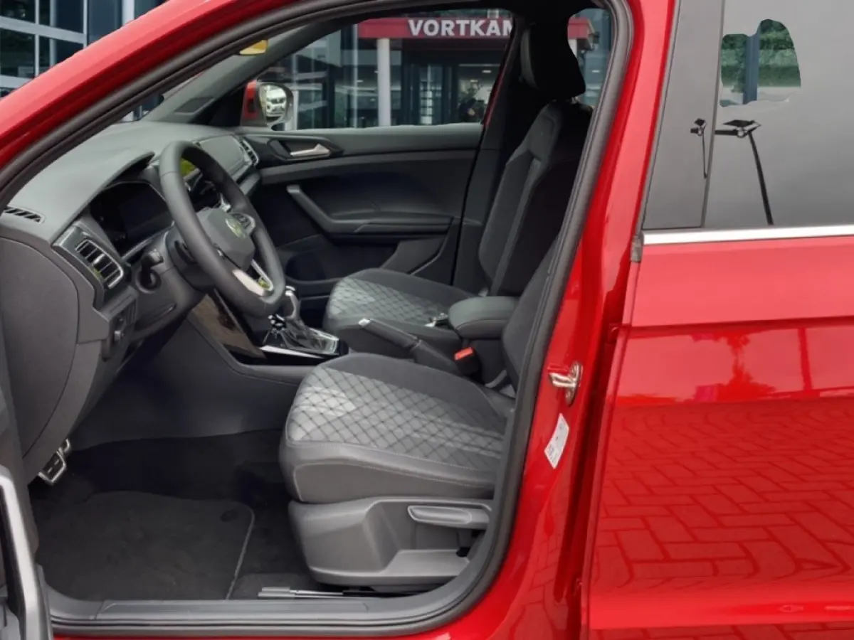 1.0 TSI DSG R-LINE AFN.TREKHAAK/CAMERA/ACC/STOELVERW/CARPLAY