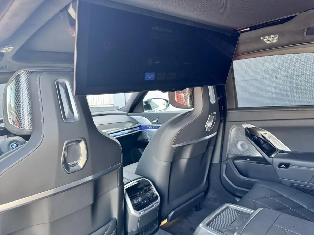 M70 xDrive 106 kWh|Executive Lounge|Bowers & Wilkins|NL-auto|Absoluut vol!