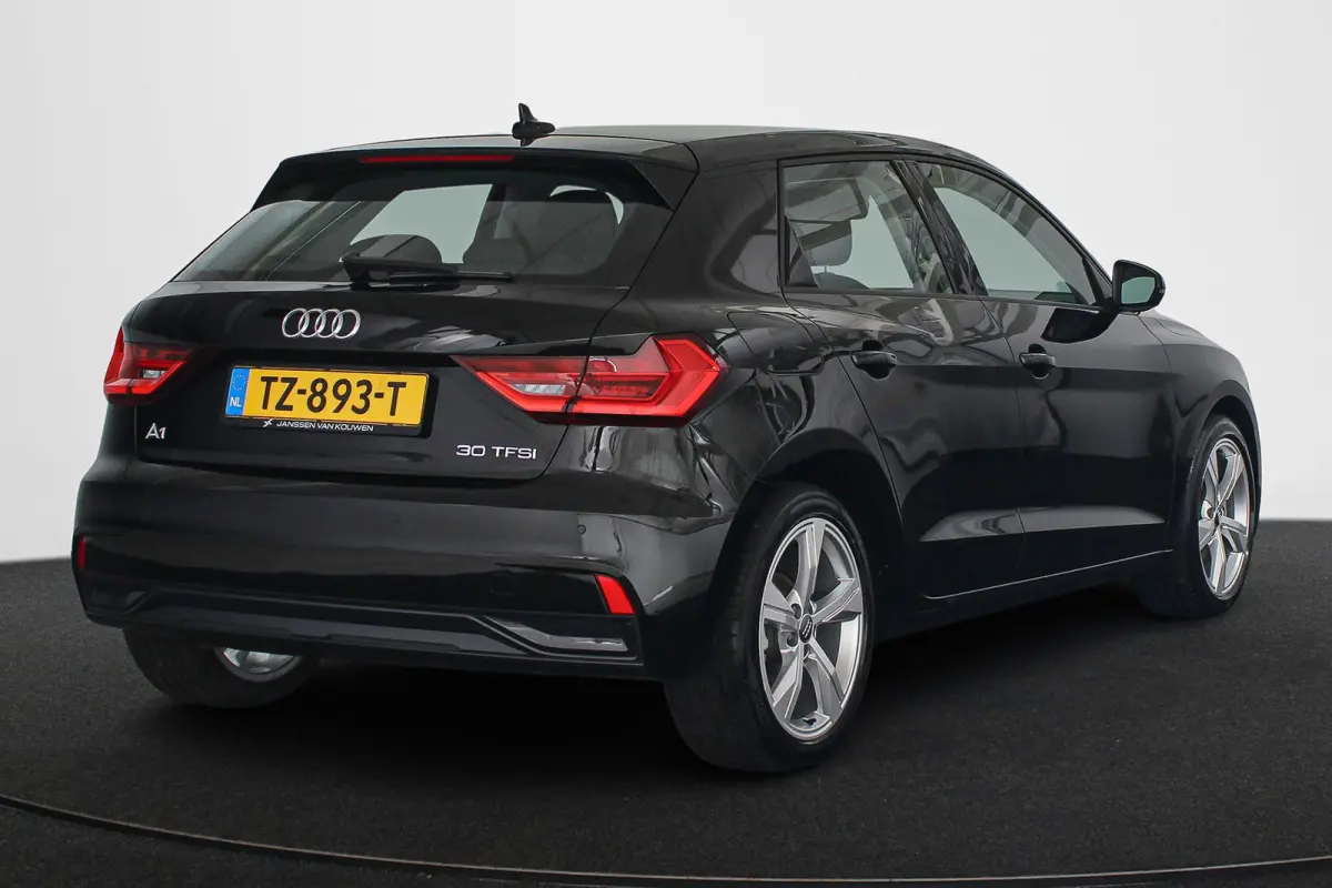 30 TFSI Advanced Navi Clima LED Apple CarPlay