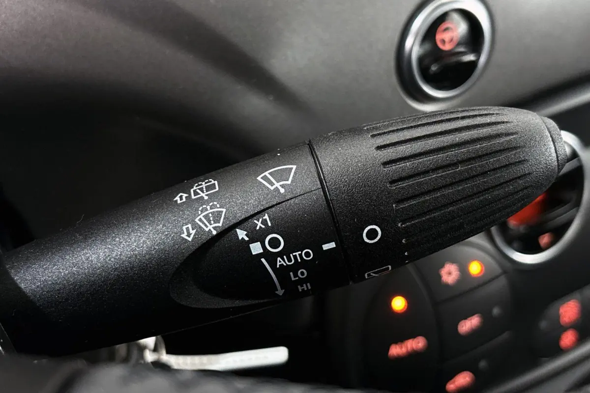 1.0 Hybrid Sport Panoramadak Climate Control Apple CarPlay