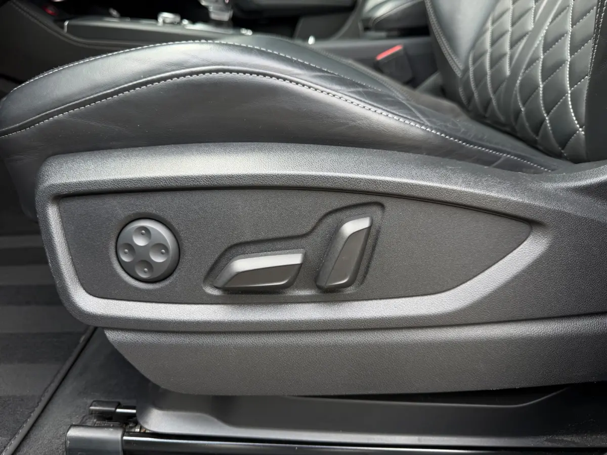 3.0 TFSI SQ5 quattro Pano|Trekhaak|Luchtvering|RS-Stoelen