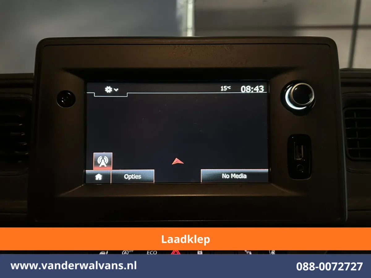 2.3 dCi 150pk L2H2 Euro6 Airco | Laadklep | 2x Zijdeur | Camera | Navigatie | LED | Cruisecontrol Parkeersensoren, Bijrijdersbank