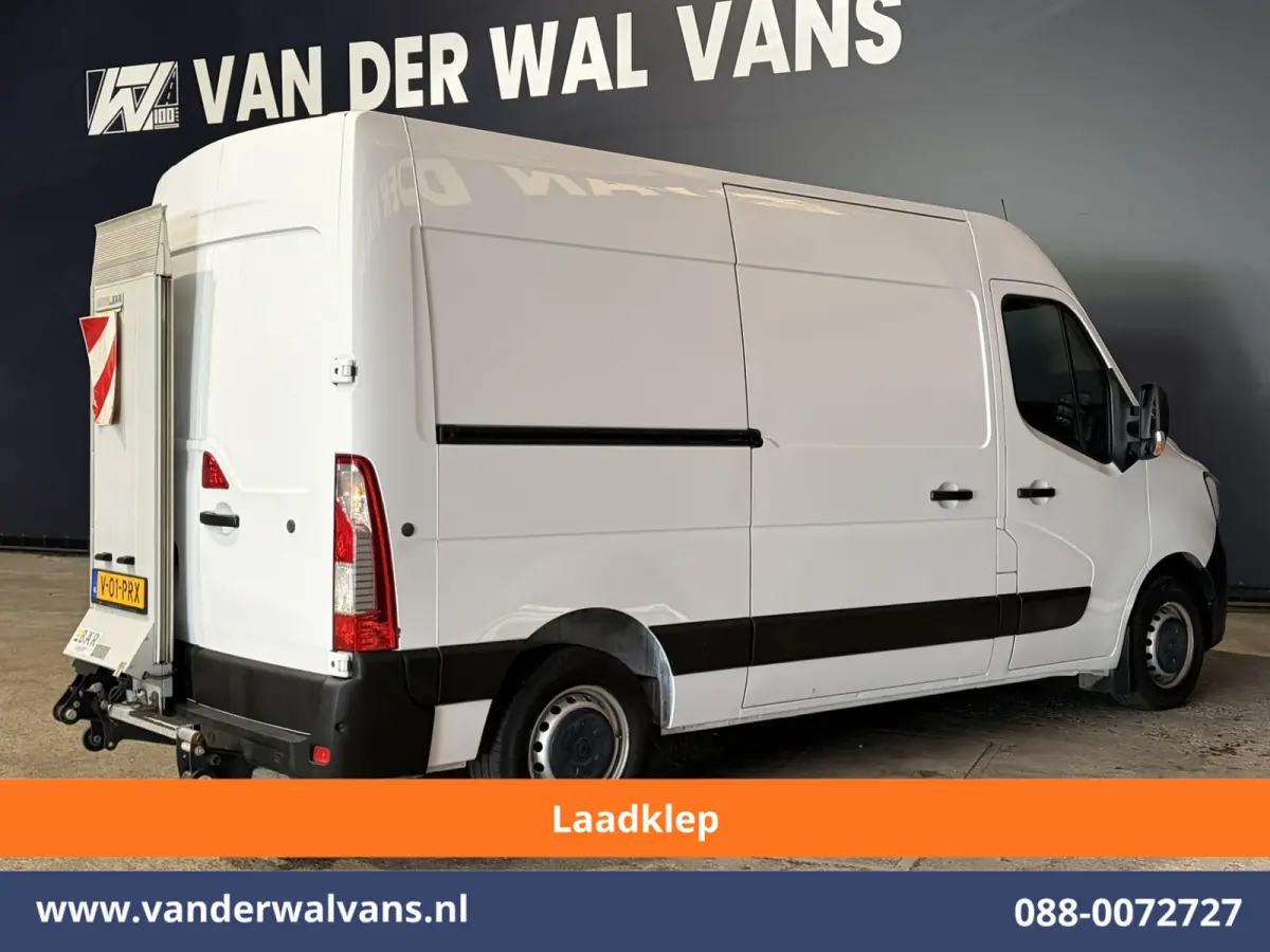 2.3 dCi 150pk L2H2 Euro6 Airco | Laadklep | 2x Zijdeur | Camera | Navigatie | LED | Cruisecontrol Parkeersensoren, Bijrijdersbank