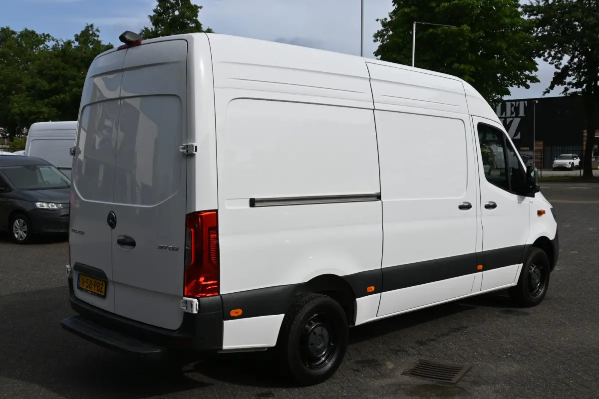 317 CDI L2H2 Pro LED verlichting, Geveerde stoel, Etc.