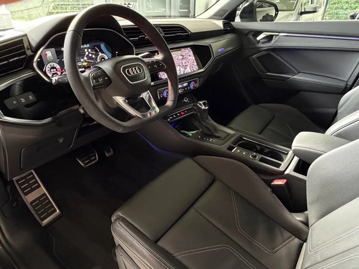 35 TFSI S-Line 150 pk Blackstyle/pano/Camera/sfeerverlichting