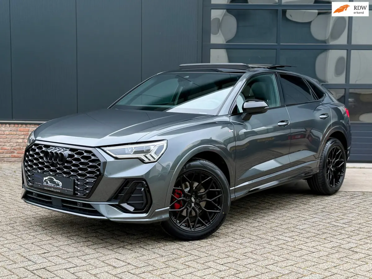 35 TFSI S-Line 150 pk Blackstyle/pano/Camera/sfeerverlichting