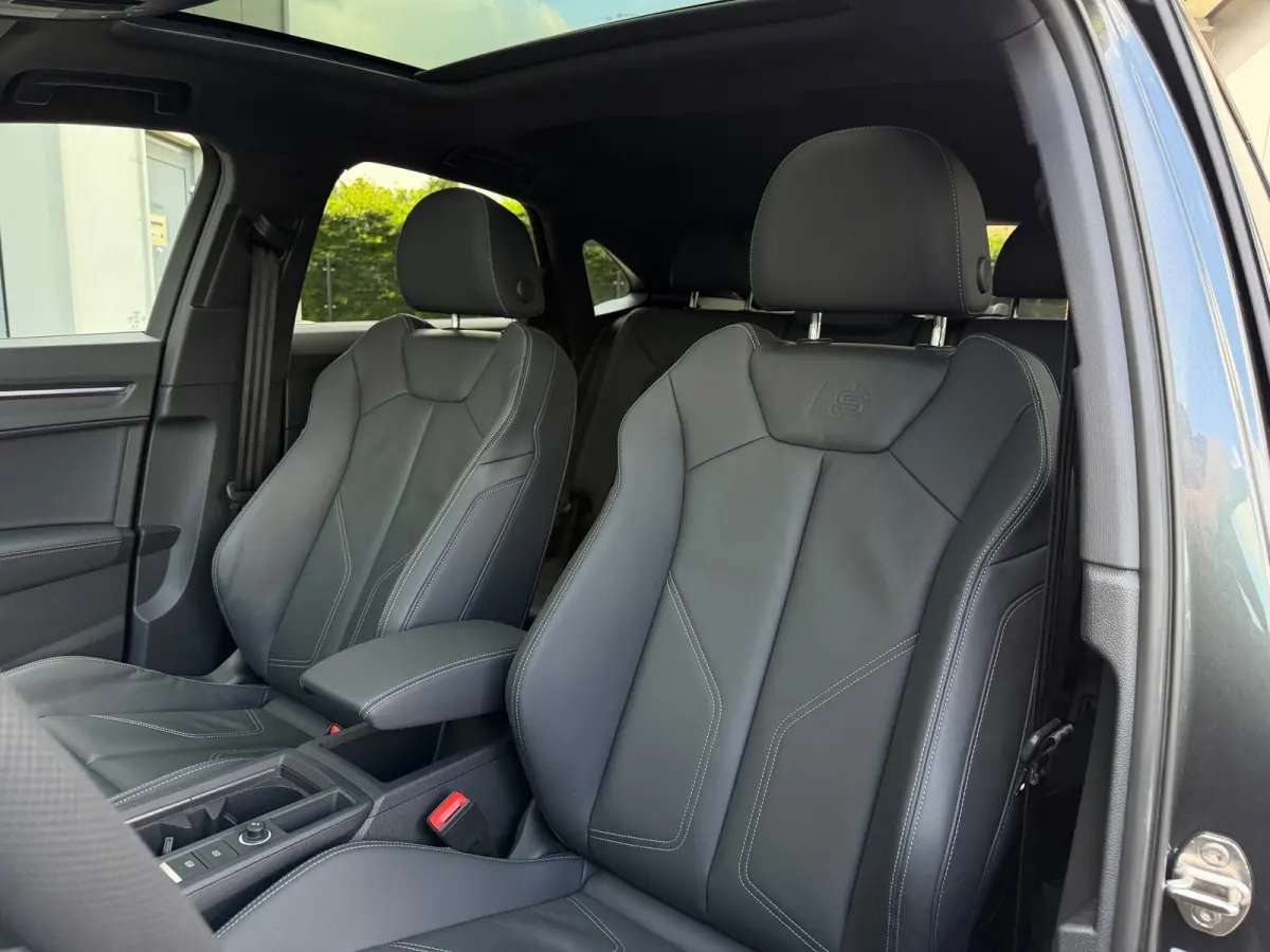 35 TFSI S-Line 150 pk Blackstyle/pano/Camera/sfeerverlichting