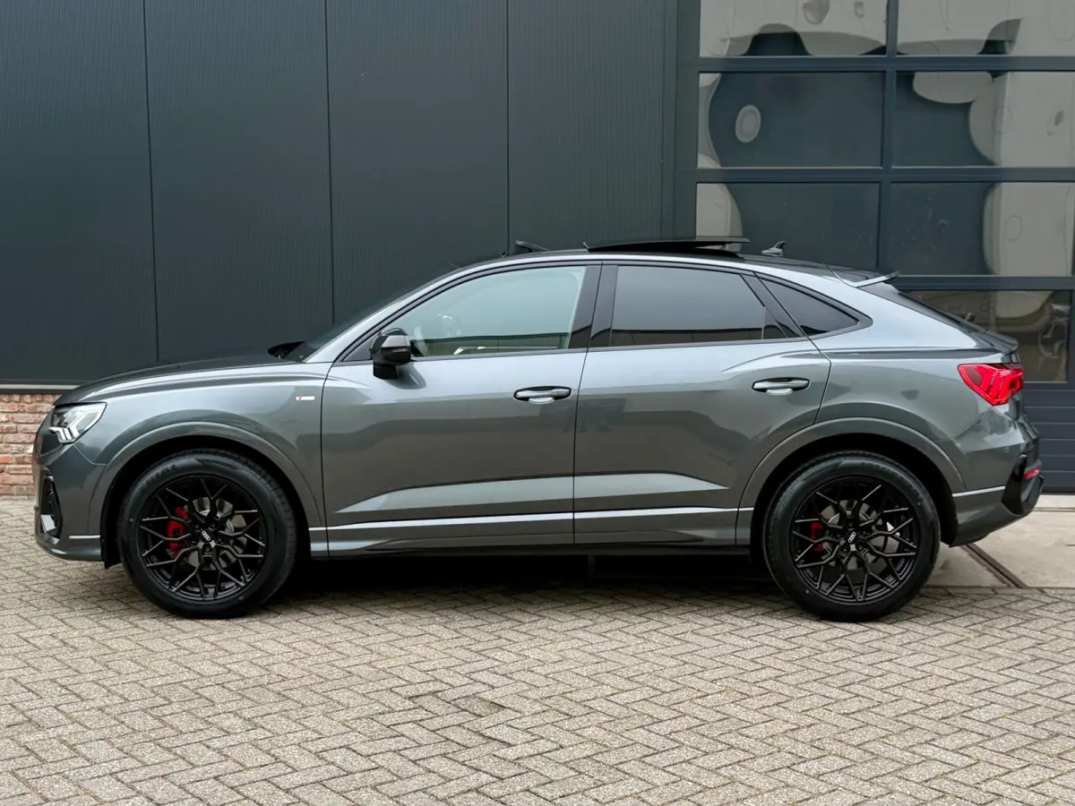 35 TFSI S-Line 150 pk Blackstyle/pano/Camera/sfeerverlichting