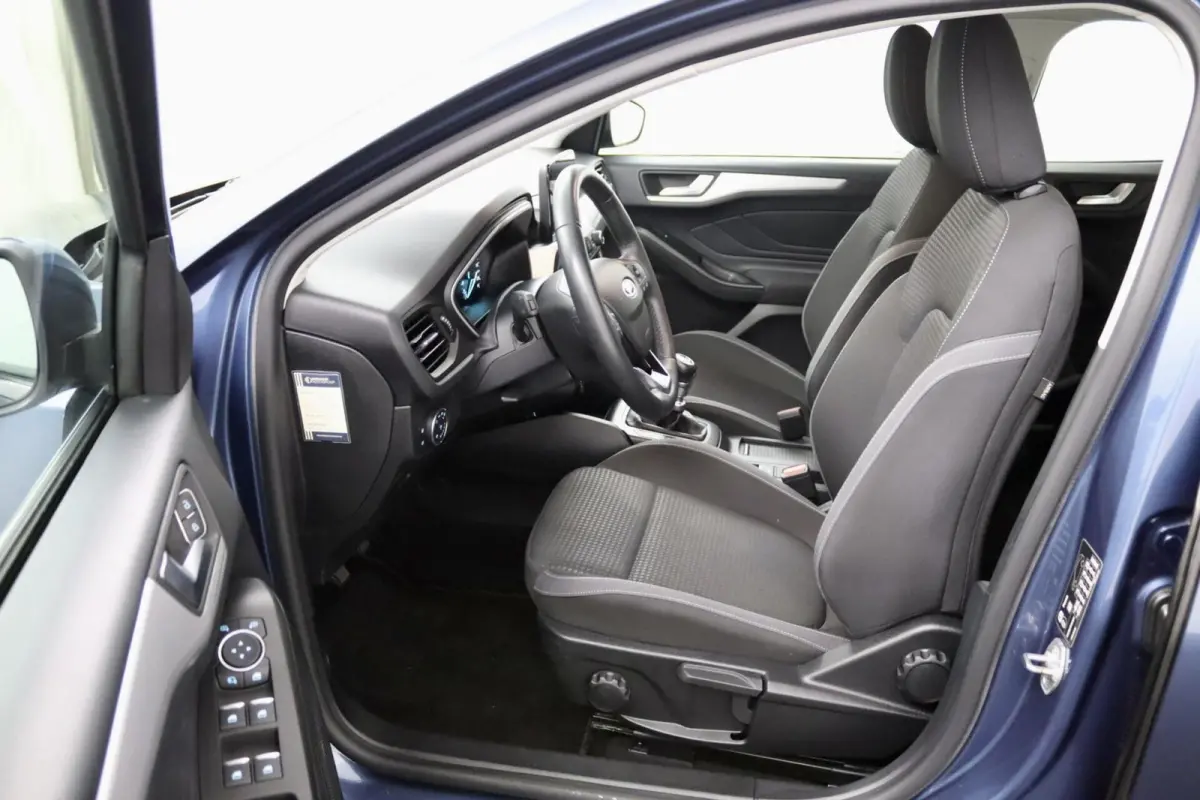 1.0 EcoBoost Hybrid Trend Edition Business blauw