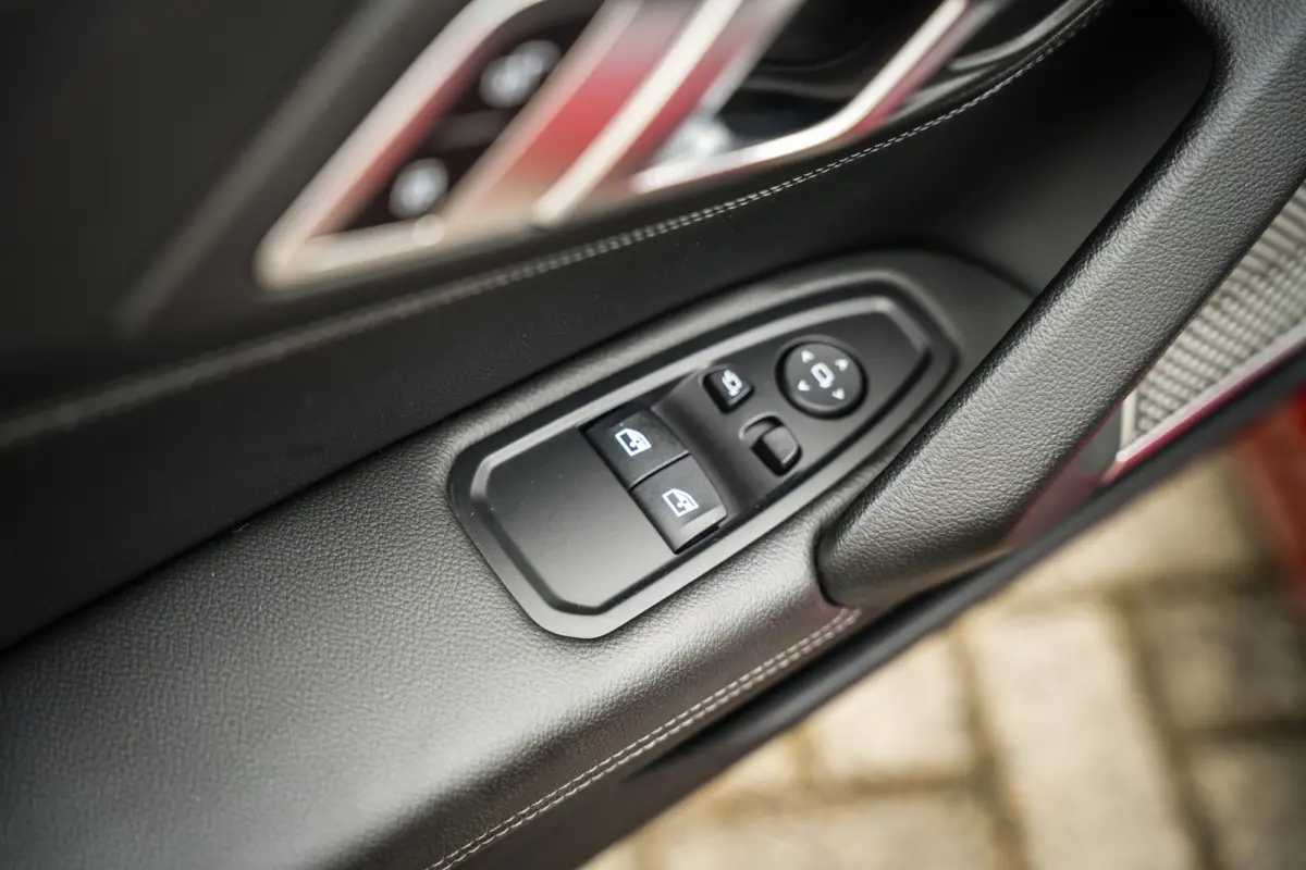 SDrive20i M-Sport | Harman & Kardon | CarPlay | Navi | Leder | Stuurwielverw. |