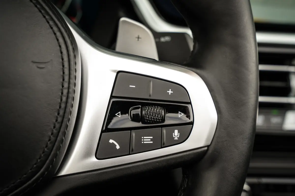 SDrive20i M-Sport | Harman & Kardon | CarPlay | Navi | Leder | Stuurwielverw. |