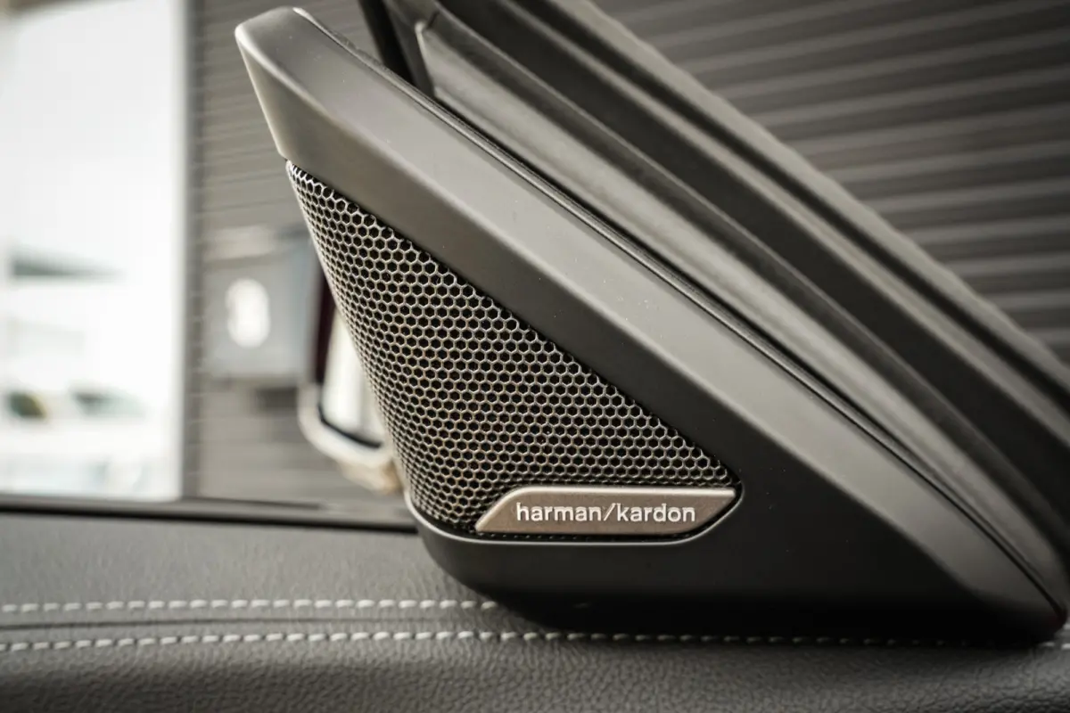 SDrive20i M-Sport | Harman & Kardon | CarPlay | Navi | Leder | Stuurwielverw. |