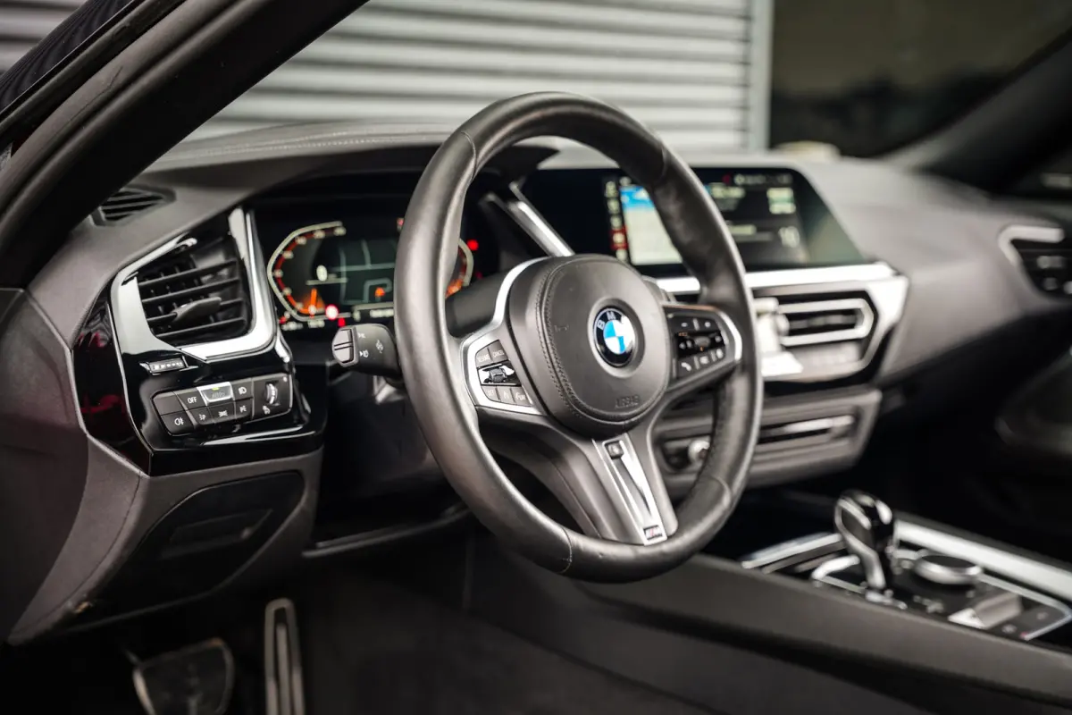 SDrive20i M-Sport | Harman & Kardon | CarPlay | Navi | Leder | Stuurwielverw. |