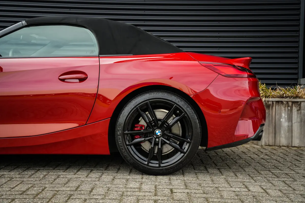 SDrive20i M-Sport | Harman & Kardon | CarPlay | Navi | Leder | Stuurwielverw. |