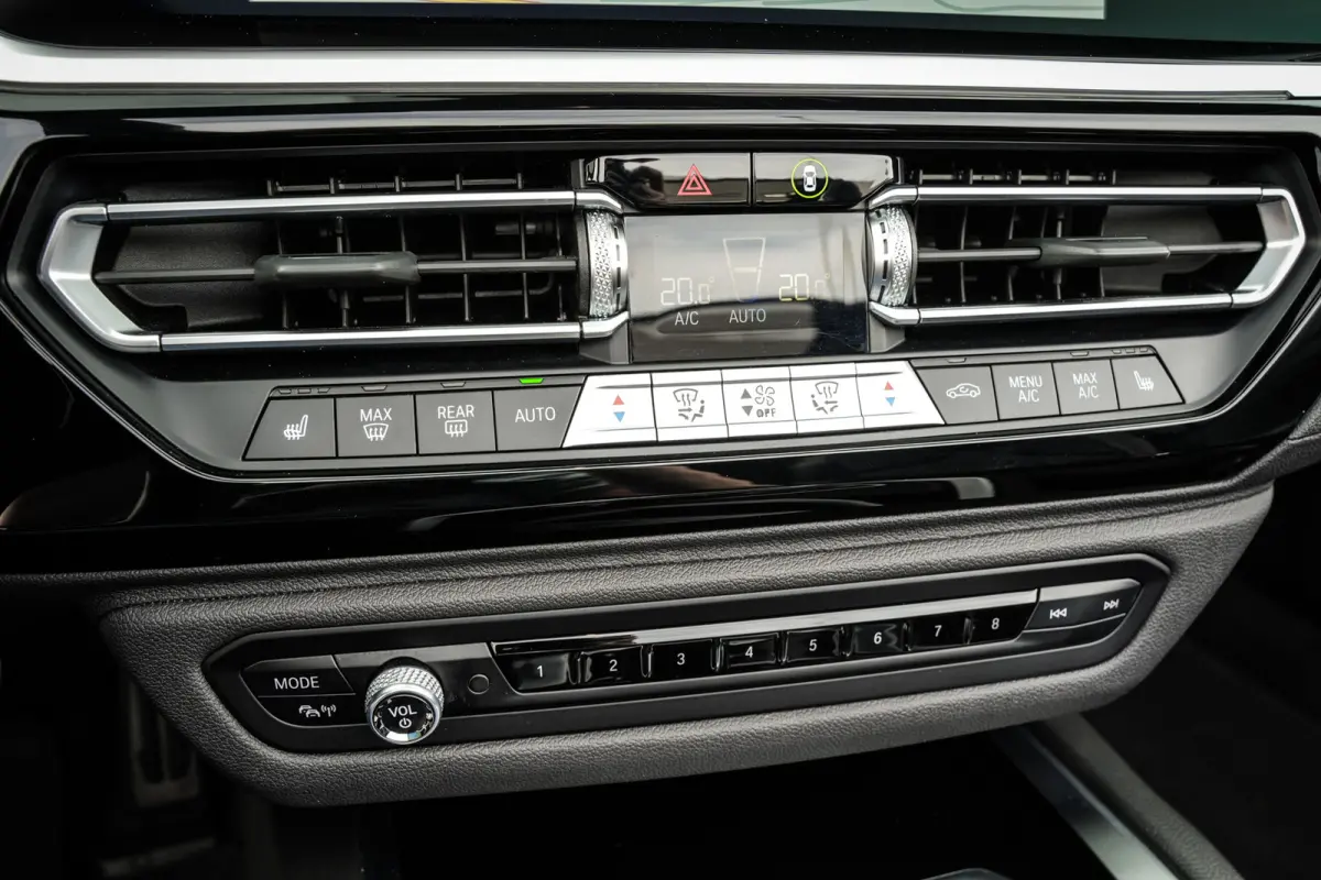 SDrive20i M-Sport | Harman & Kardon | CarPlay | Navi | Leder | Stuurwielverw. |