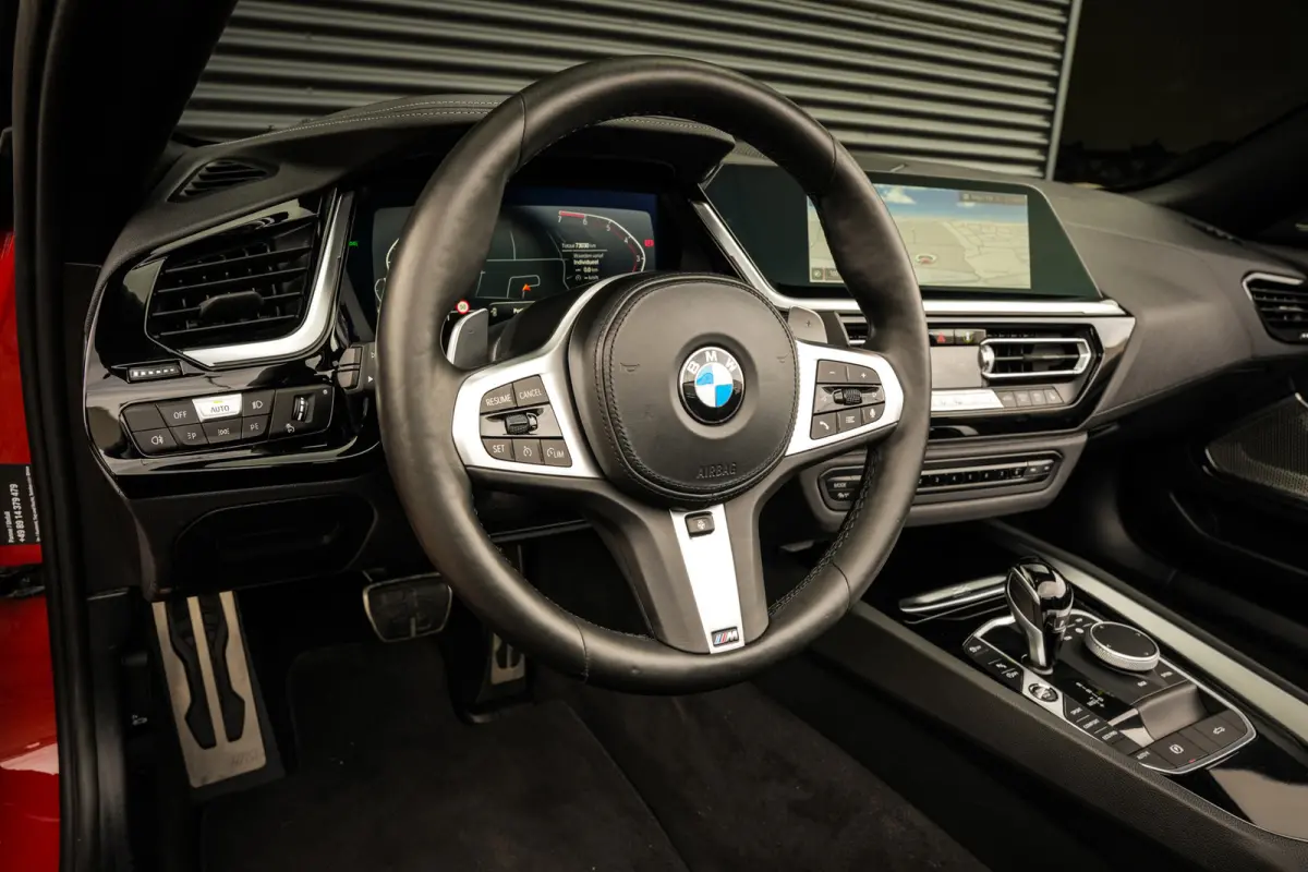 SDrive20i M-Sport | Harman & Kardon | CarPlay | Navi | Leder | Stuurwielverw. |