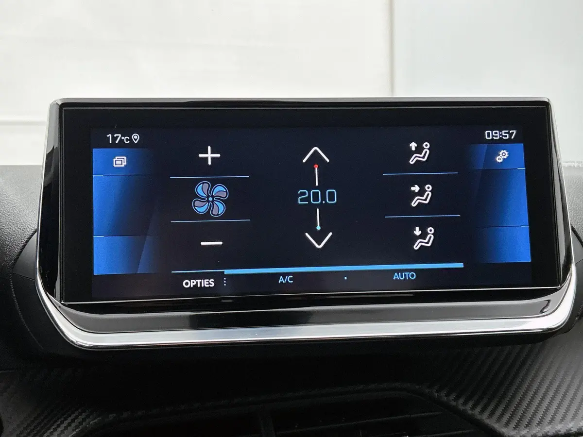 Allure Pack 100pk Automaat | Lage kilometerstand! | Navigatie | Achteruitrijcamera | 3D Cockpit | Climate Control | Cruise Control | Parkeersensoren | Keyless start | Apple Carplay / Android