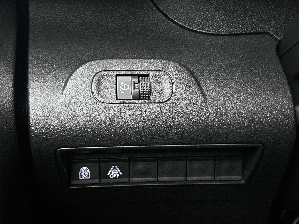 GT 130pk Automaat | Navigatie via Apple Carplay / Android Auto | Achteruitrijcamera | Climate Control | Cruise Control | Parkeersensoren v+a | Dodehoeksensor | Keyless | Elektrisch inklapbar