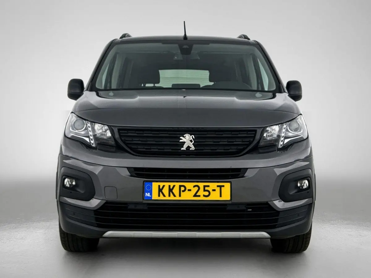 GT 130pk Automaat | Navigatie via Apple Carplay / Android Auto | Achteruitrijcamera | Climate Control | Cruise Control | Parkeersensoren v+a | Dodehoeksensor | Keyless | Elektrisch inklapbar