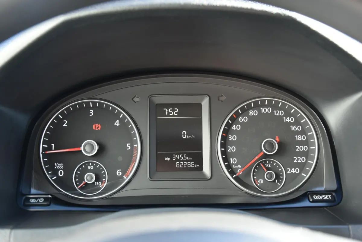 Bestel 2.0 TDI L1H1 BMT Comfortline