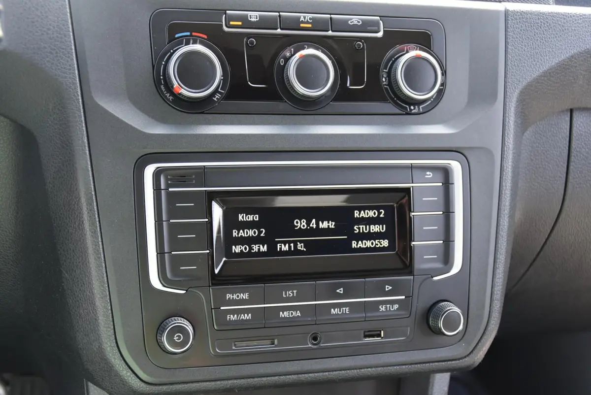 Bestel 2.0 TDI L1H1 BMT Comfortline