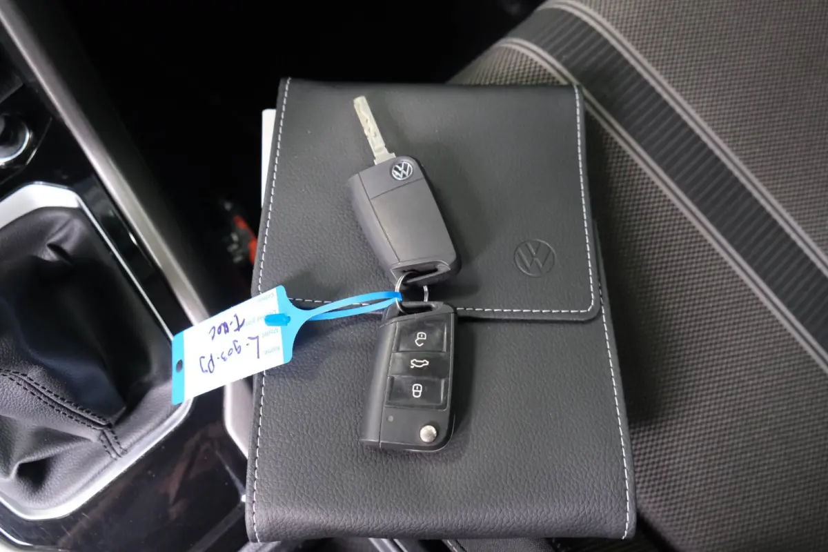 1.0 TSI Style - N.A.P. Airco, Cruise, Navi, PDC, Carplay.