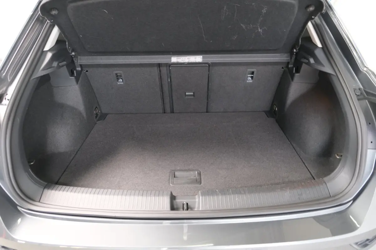 1.0 TSI Style - N.A.P. Airco, Cruise, Navi, PDC, Carplay.