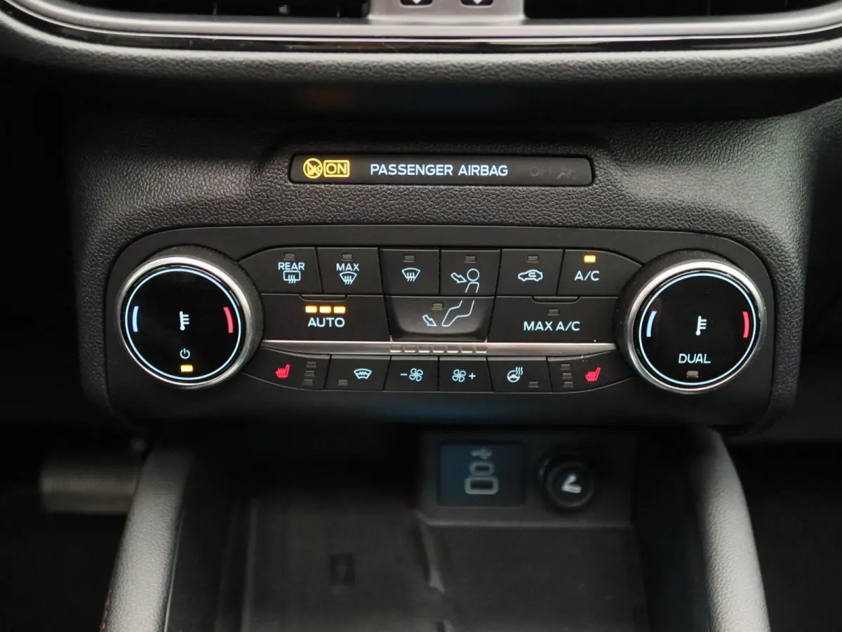 2.5 PHEV ST-Line X | Panoramadak | Apple Carplay - Android Auto | Led Verlichting | Winter Pakket | Adaptieve Cruise Control | Camera |
