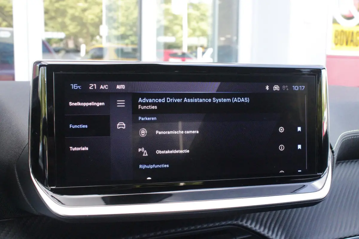 1.2 Hybrid 145PK AUTOMAAT GT | CAMERA VOOR + ACHTER | NAVIGATIE | DRAADLOZE APPLE CARPLAY/ANDROID AUTO | FULL LED KOPLAMPEN | LICHTMETALEN VELGEN 17" | DODEHOEK DETECTIE | DRAADLOZE TELEFOON