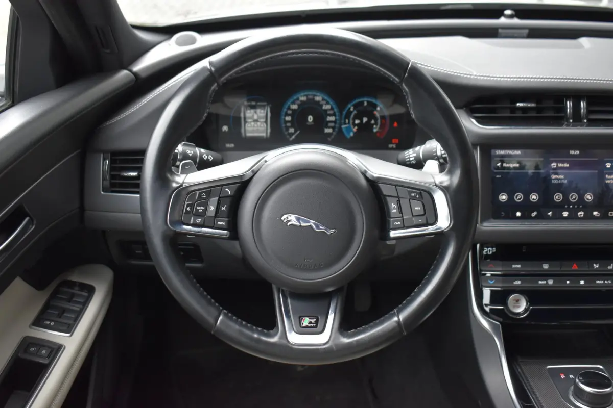 2.0d Portfolio leder xenon navi lmv