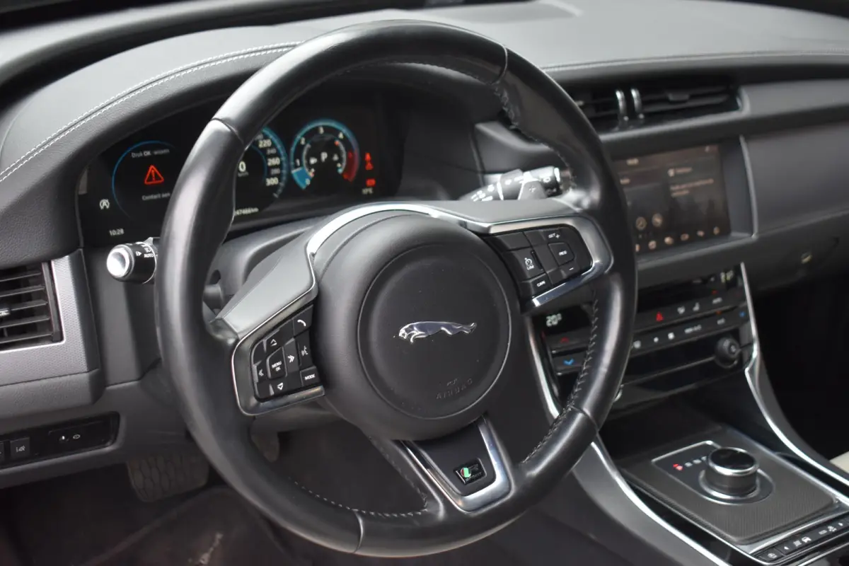 2.0d Portfolio leder xenon navi lmv