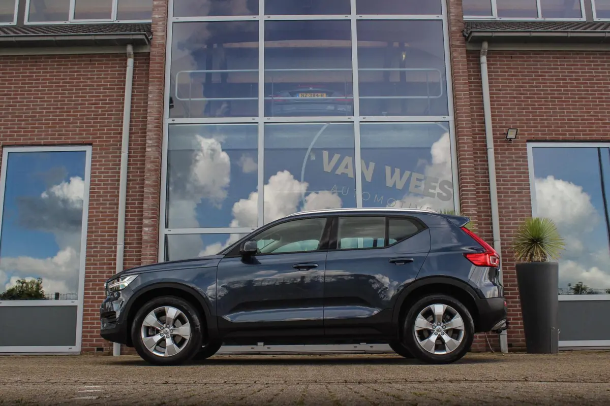 2.0 B3 Momentum | 2e eigenaar | NL auto | Cruise control | Rijstrooksensor | Climate control | Bluetooth | LED | 18 inch | PDC | Trekhaak