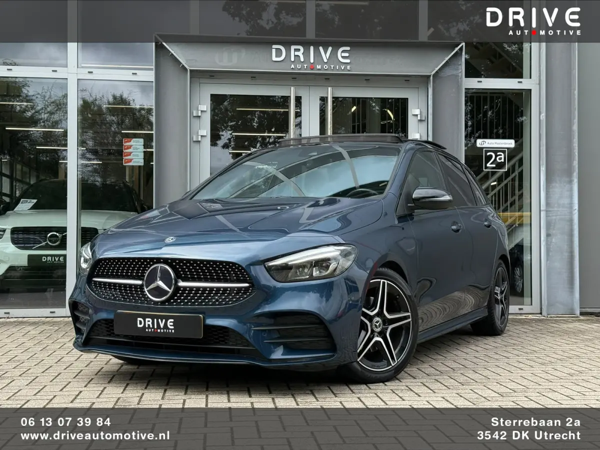 200 Bus. Solution AMG Night|Pano|Carplay|Sfeer|Cam|Trekhaak