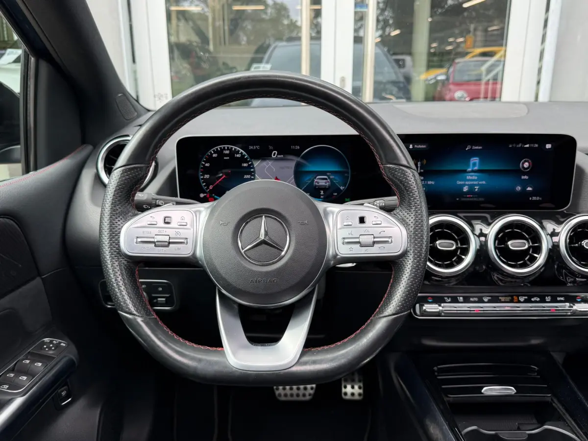 200 Bus. Solution AMG Night|Pano|Carplay|Sfeer|Cam|Trekhaak