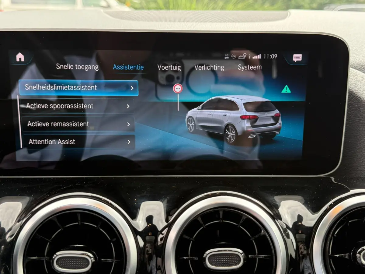 200 Bus. Solution AMG Night|Pano|Carplay|Sfeer|Cam|Trekhaak