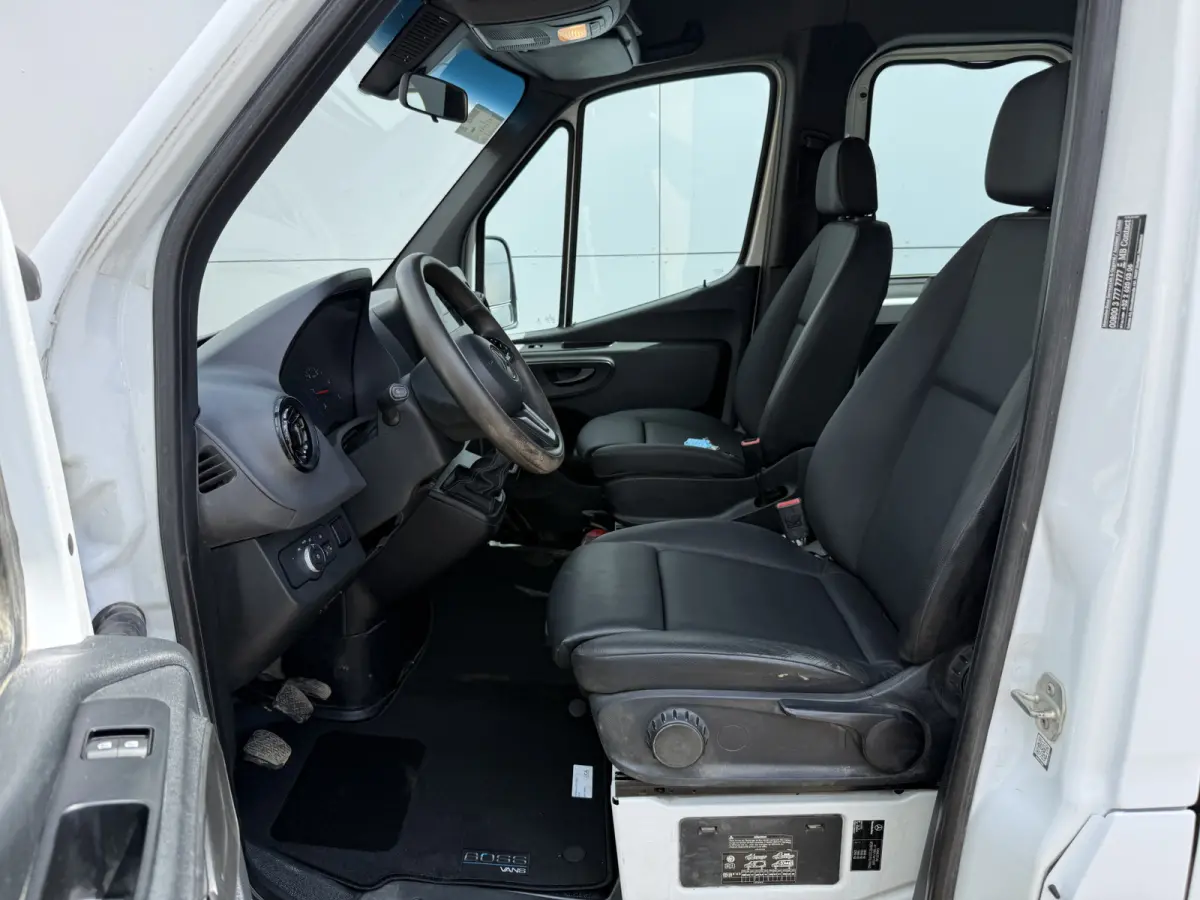 314 2.2 CDI DC Open Laadbak Dubbele Cabine 6-persoons Climate Control Trekhaak Navigatie Carplay Pritische Pickup Open Box