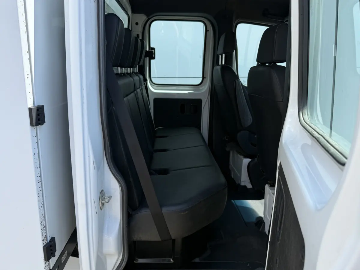 314 2.2 CDI DC Open Laadbak Dubbele Cabine 6-persoons Climate Control Trekhaak Navigatie Carplay Pritische Pickup Open Box