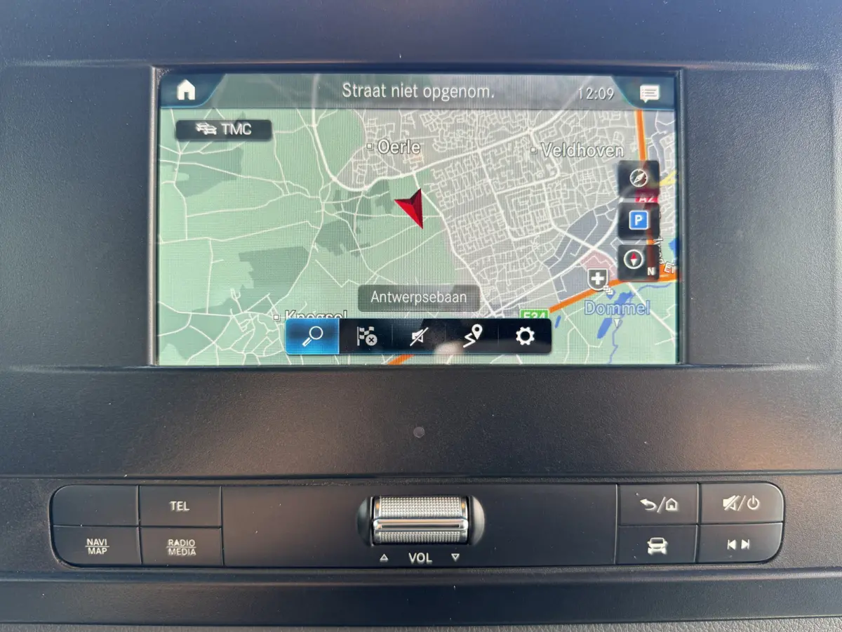 314 2.2 CDI DC Open Laadbak Dubbele Cabine 6-persoons Climate Control Trekhaak Navigatie Carplay Pritische Pickup Open Box