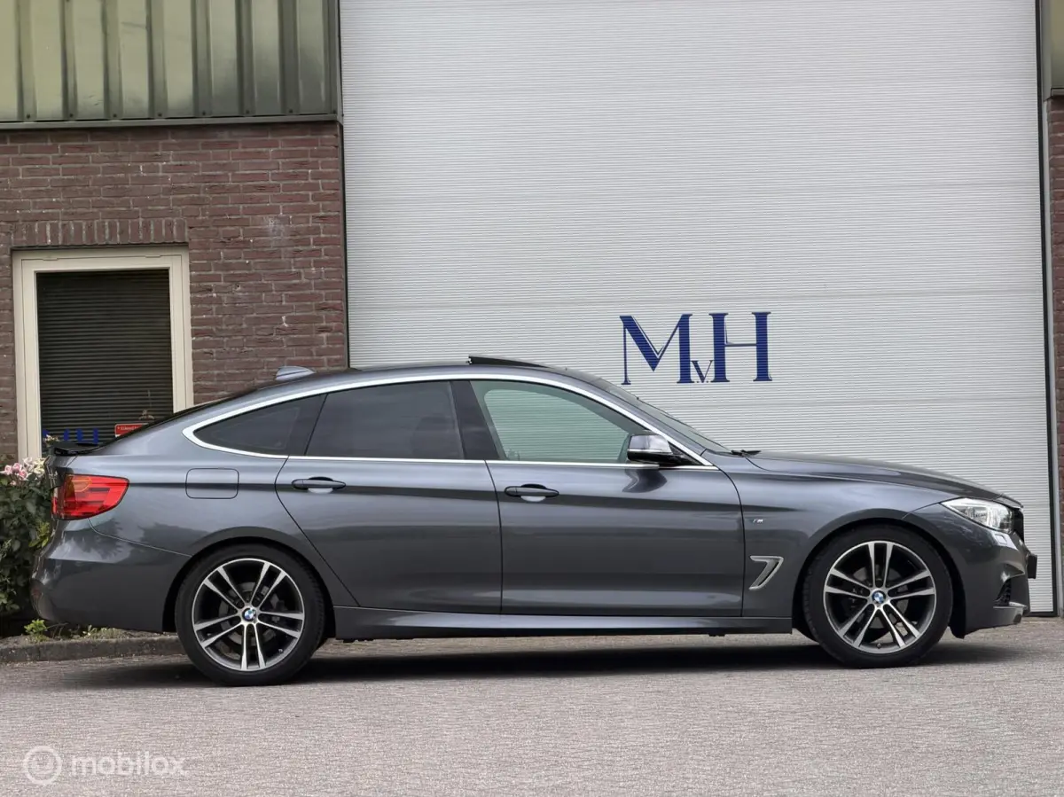 320i M Sport 19'' Pano Stoelverwarming