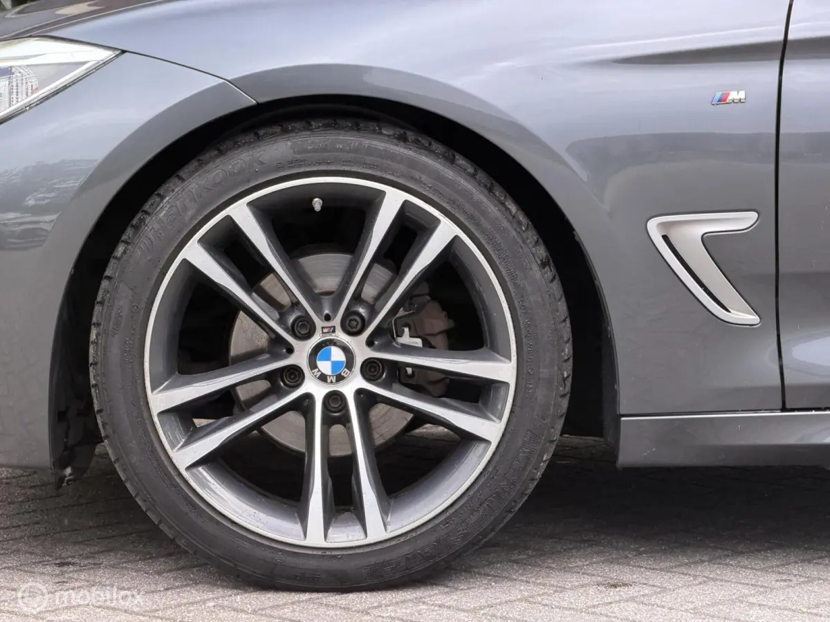 320i M Sport 19'' Pano Stoelverwarming