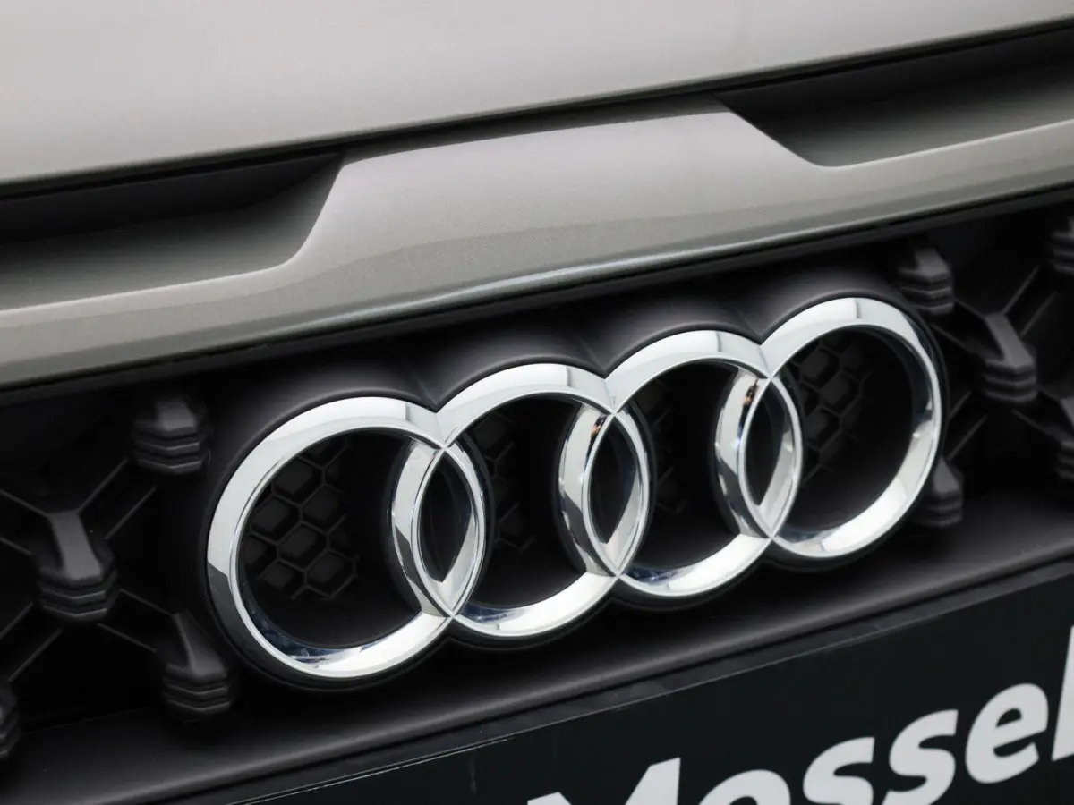 30 TFSI Advanced edition | Adaptive cruise control | Climate control | Audi smartphone interface | Stoelverwarming | Privacy glas | Parkeersensoren | Audi sound system