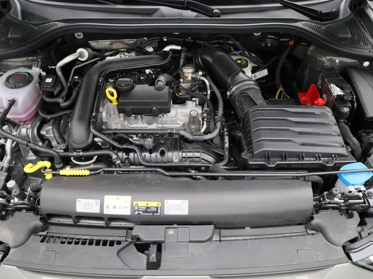 30 TFSI Advanced edition | Adaptive cruise control | Climate control | Audi smartphone interface | Stoelverwarming | Privacy glas | Parkeersensoren | Audi sound system