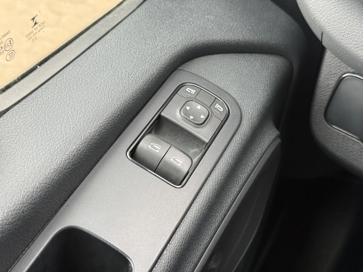 516 2.2 CDI L2H2 Dubbellucht 10-Inch MBUX 3,5t Trekhaak Climate Control Navigatie Parkeersensoren V + A