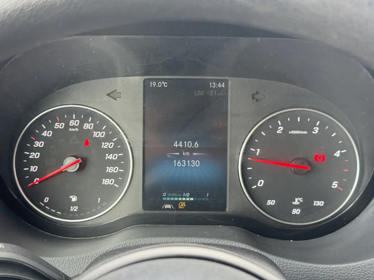 516 2.2 CDI L2H2 Dubbellucht 10-Inch MBUX 3,5t Trekhaak Climate Control Navigatie Parkeersensoren V + A