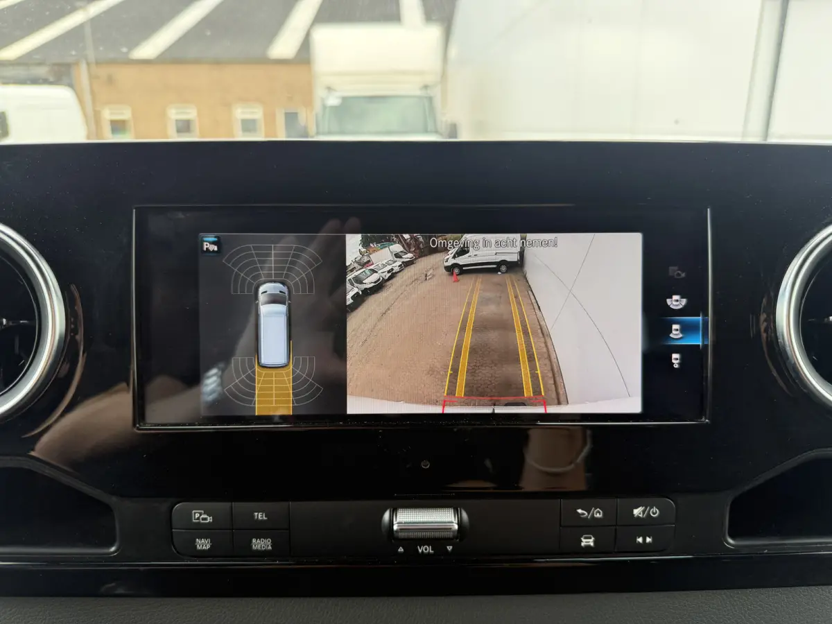 516 2.2 CDI L2H2 Dubbellucht 10-Inch MBUX 3,5t Trekhaak Climate Control Navigatie Parkeersensoren V + A