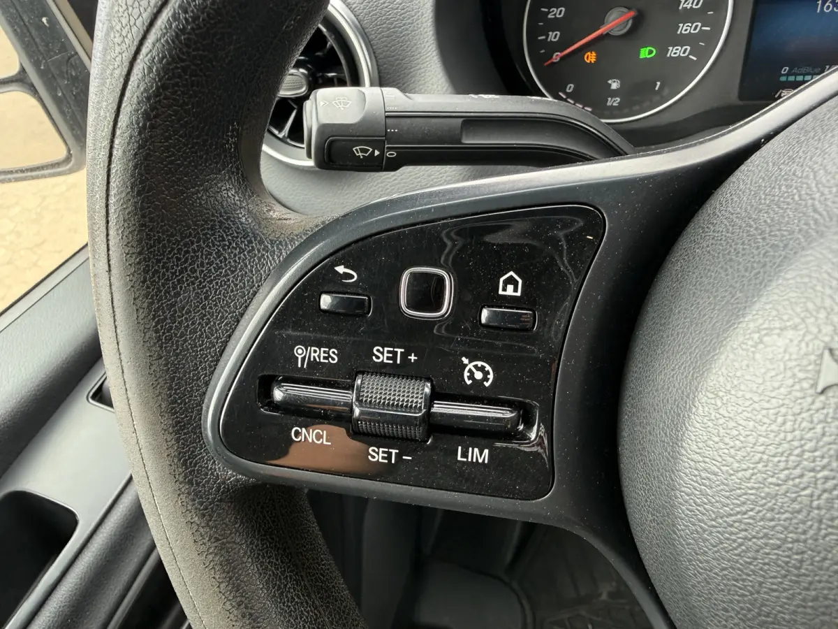 516 2.2 CDI L2H2 Dubbellucht 10-Inch MBUX 3,5t Trekhaak Climate Control Navigatie Parkeersensoren V + A