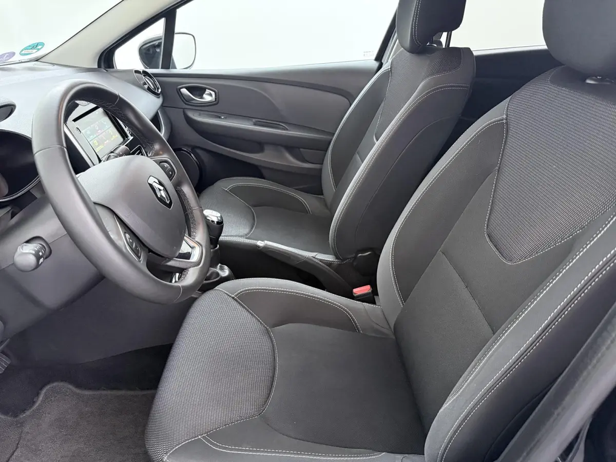 TCe 90 Limited | Apple CarPlay | Navigatie | Ruime Kofferbak |