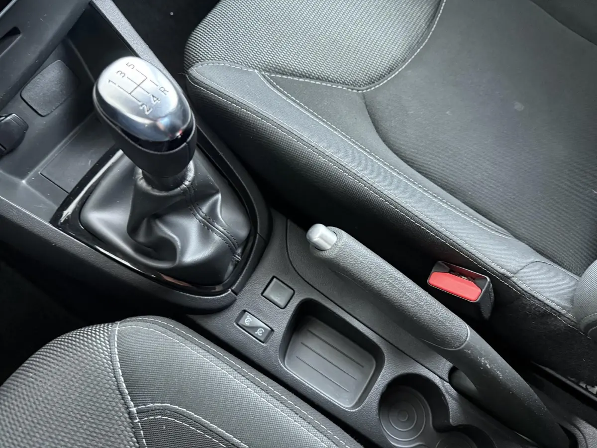 TCe 90 Limited | Apple CarPlay | Navigatie | Ruime Kofferbak |